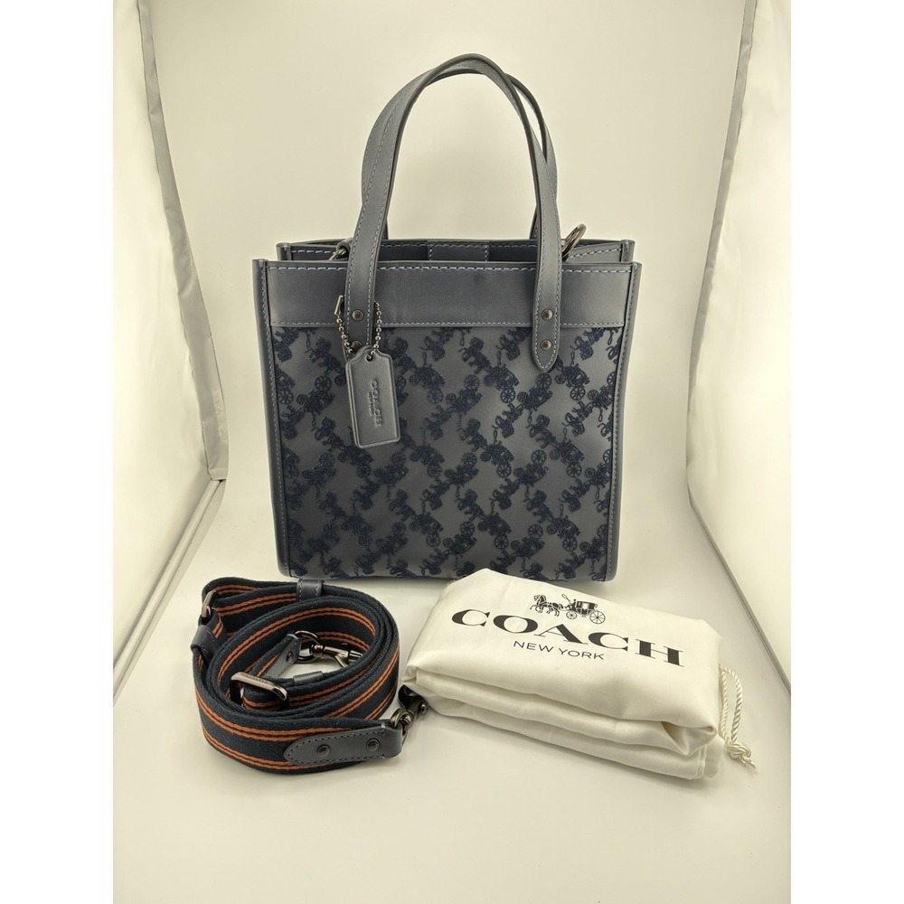 Coach Field Tote 22 Texture Horse & Carriage-Smooth Leather Pewter/Midnight Navy